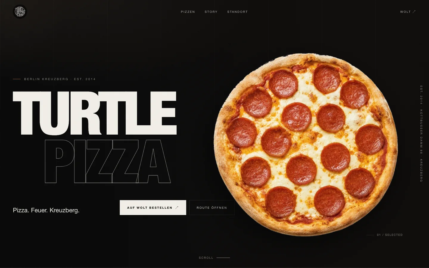 Original Turtle Pizza photograph: oven-fresh pizza on a wooden board